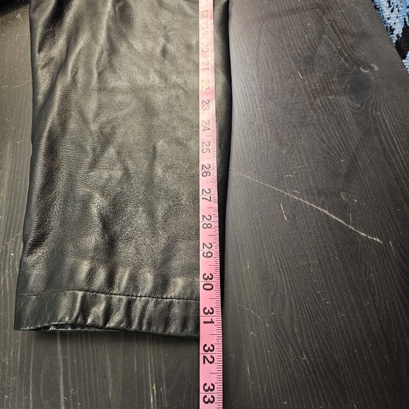 Roundtree Yorke Mens Lambskin Leather Jacket - Picture 7 of 13